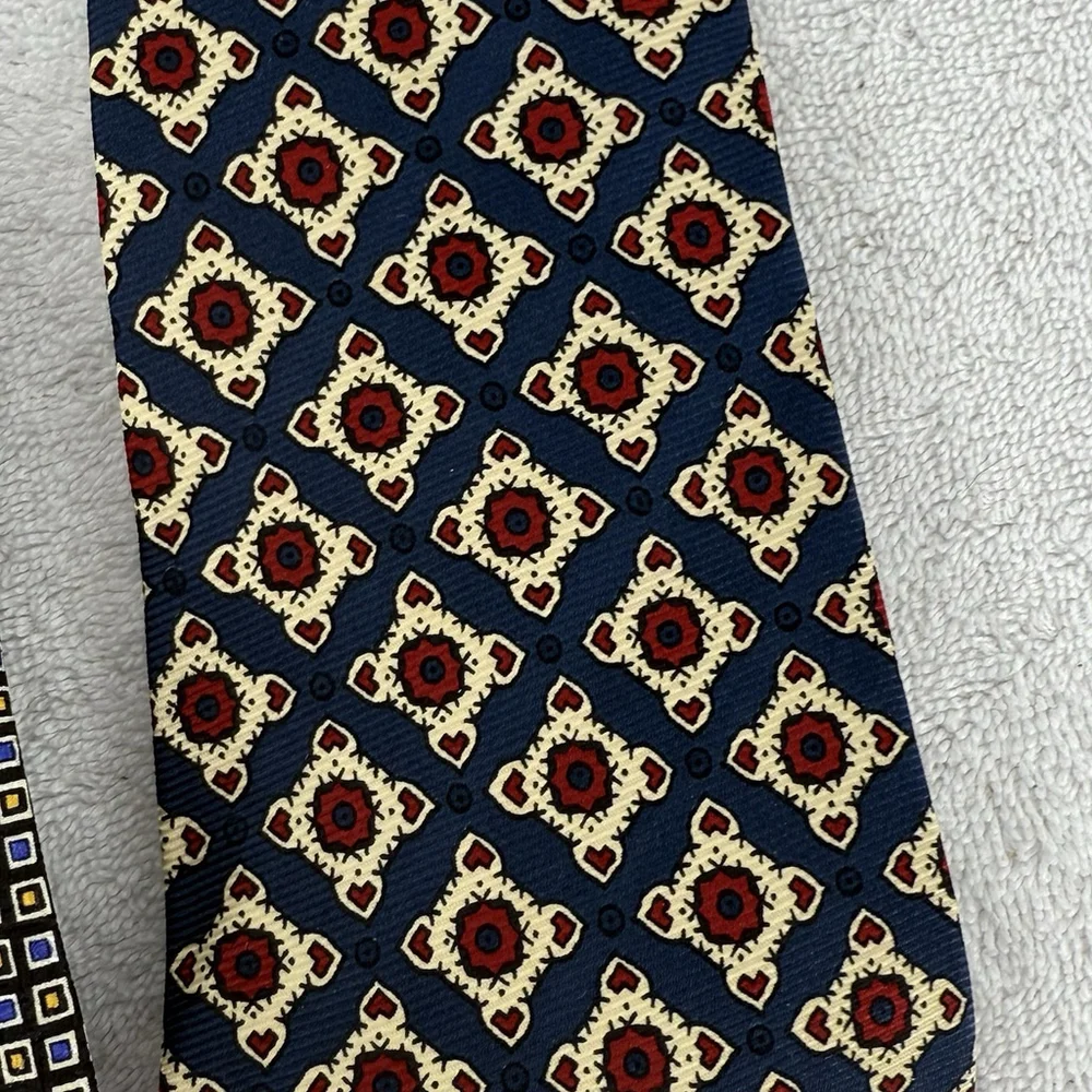 Polo Ralph Lauren geometric are united